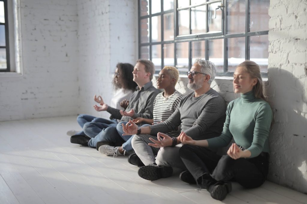 benefits of mindfulness meditation in the workplace